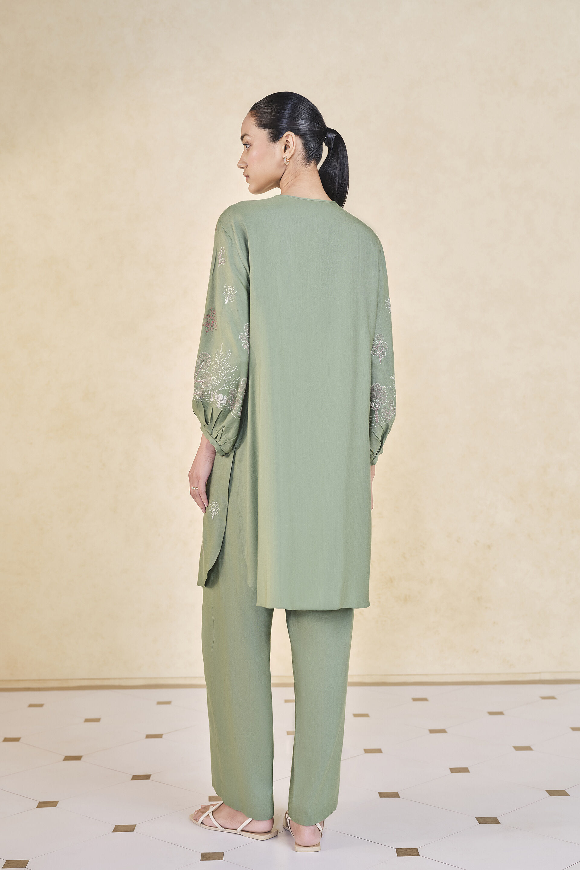 Dream Hand-embroidered Kantha Co-ord - Sage